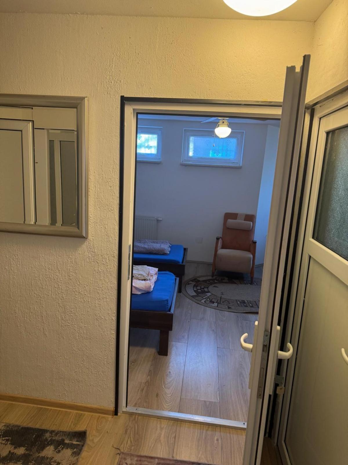 Caesar'S Motel Hagenbrunn Bagian luar foto